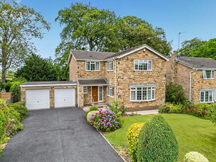 4 Bedroom Detached House For Sale In The Courtway, Ackworth, WF7