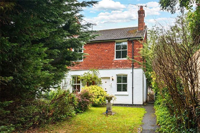 2 Bedroom End Of Terrace House For Sale In London Road, Riverhead, Sevenoaks, Kent, TN13
