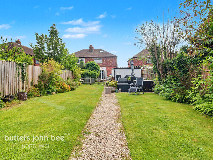 3 Bedroom Semi-Detached House For Sale In Middlewich Road, Northwich, CW9