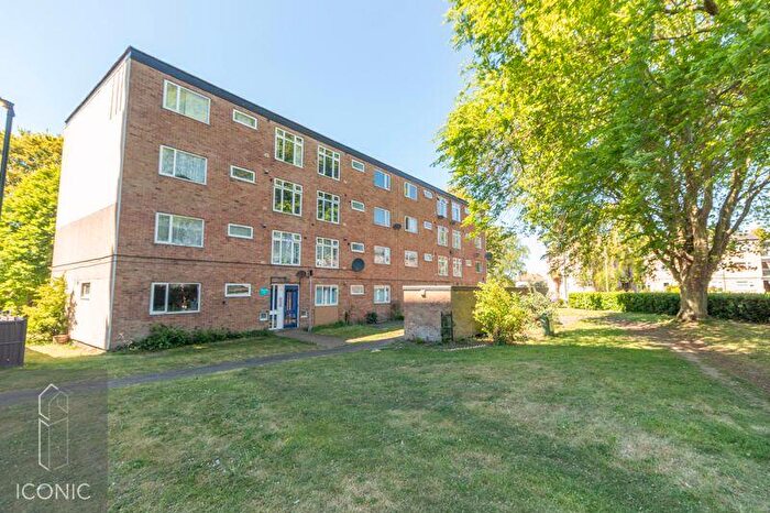 2 Bedroom Apartment For Sale In Lefroy Road, Norwich, NR3