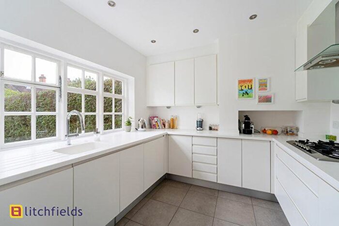 5 Bedroom Terraced House For Sale In Hampstead Way, Hampstead Garden Suburb, NW11