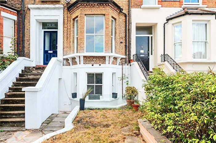 1 Bedroom Apartment For Sale In Devonshire Road, London, SE23