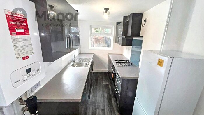 2 Bedroom End Of Terrace House To Rent In Tyldesley Street, Manchester, M14