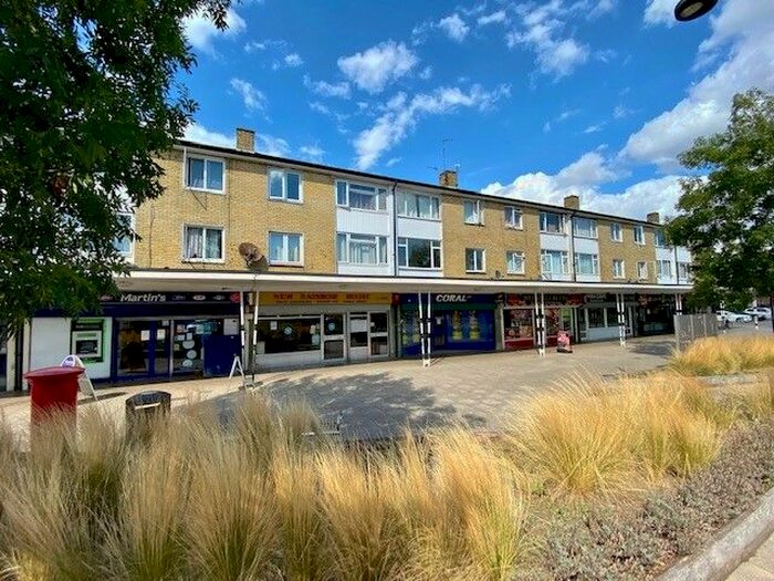 3 Bedroom Maisonette To Rent In Ifield Drive, Ifield, Crawley, RH11