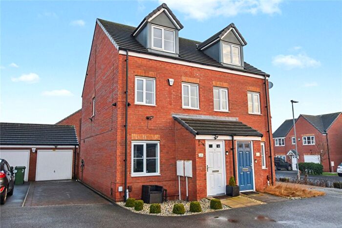 3 Bedroom Semi-Detached House For Sale In Settle Row, Morley, Leeds, West Yorkshire, LS27