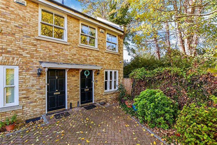 3 Bedroom End Terrace House For Sale In Canterbury Road, Herne Bay, Kent, CT5