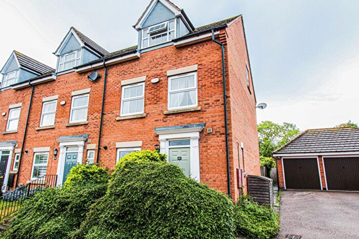 3 Bedroom Town House For Sale In Presland Way, Irthlingborough, NN9