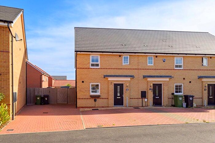 3 Bedroom Property For Sale In Broadstone Drive, Hampton Water, PE7