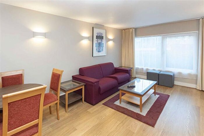 1 Bedroom Flat To Rent In Empire Square West, Empire Square, London, SE1