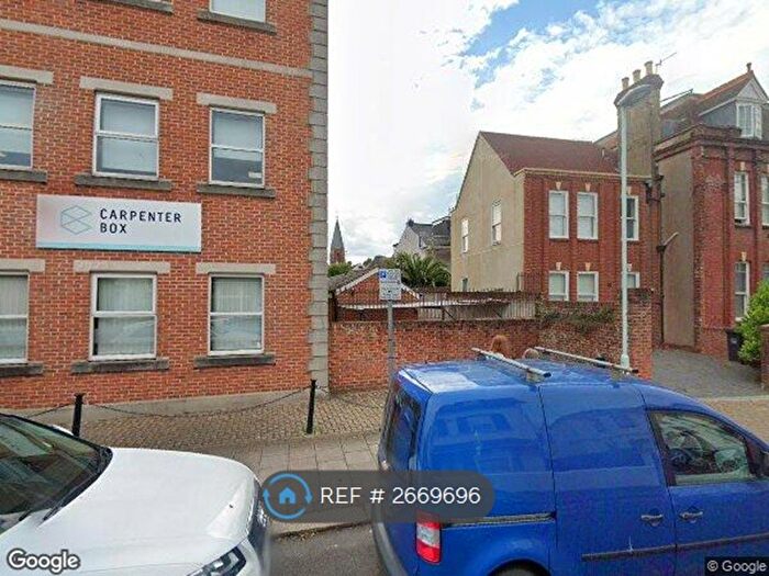 2 Bedroom Semi-detached House To Rent In Crescent Road, Worthing, BN11