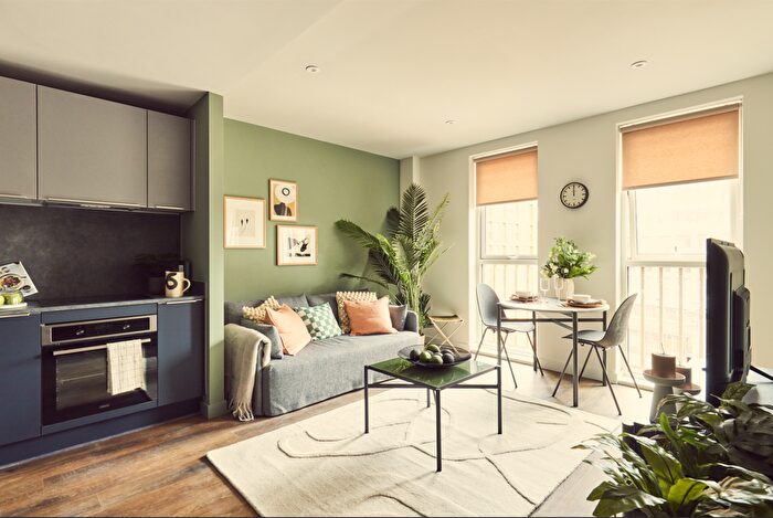 1 Bedroom Flat To Rent In Mustard Wharf At Tower Works, Heritage Collection, LS11