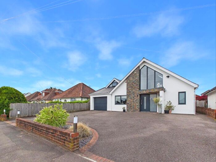 3 Bedroom Detached House For Sale In Tyn-Y-Parc Road, Rhiwbina, Cardiff., CF14