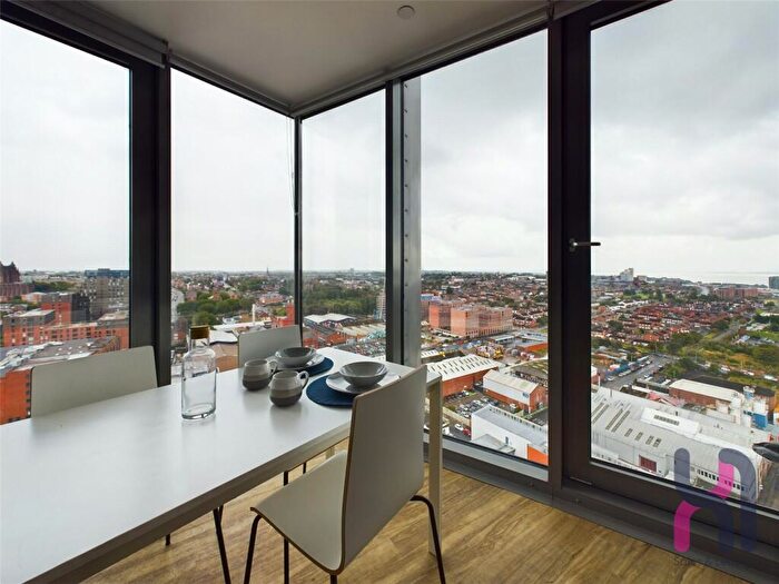 3 Bedroom Flat To Rent In The Tower, Plaza Boulevard, Liverpool, L8