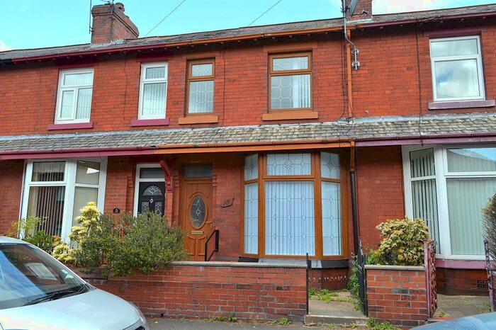 2 Bedroom Terraced House To Rent In Clovelly Avenue, Hollinwood, Oldham, OL8