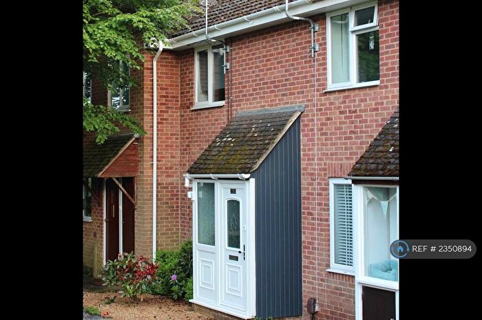 2 Bedroom Terraced House To Rent In Ambleside, Botley, Southampton, SO30