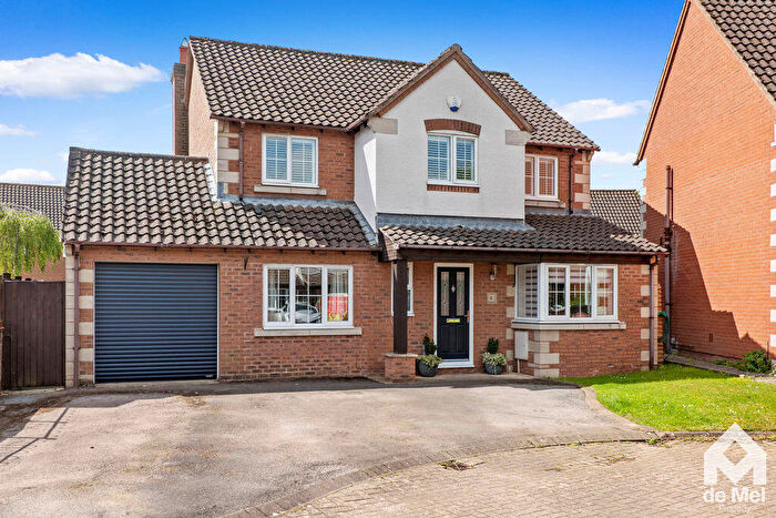 4 Bedroom Detached House For Sale In Gatcombe Close, Bishops Cleeve, Cheltenham, GL52