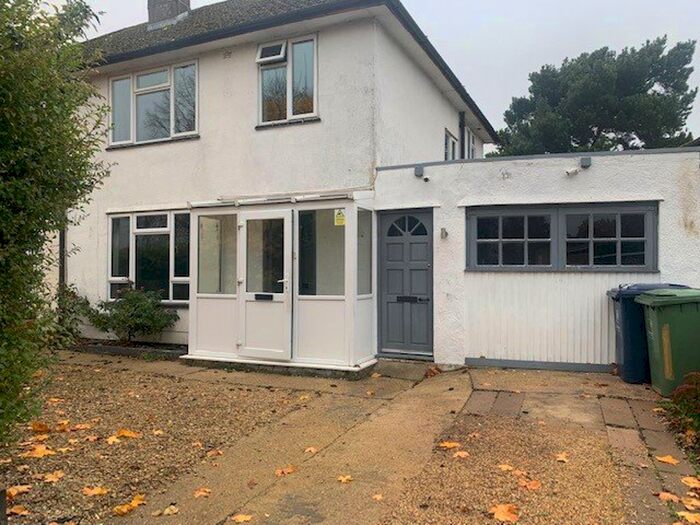 3 Bedroom Property To Rent In Waynflete Road, Headington, Oxford OX3