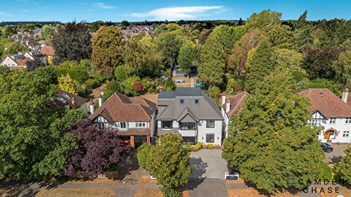 5 Bedroom Detached House For Sale In Watford Road, St Albans, AL1