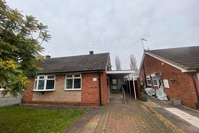 2 Bedroom Bungalow To Rent In Friesland Drive, Wolverhampton, WV1