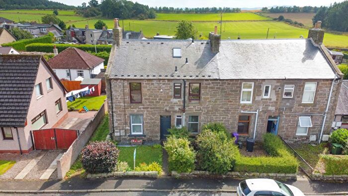 3 Bedroom Maisonette For Sale In Highfield Place, Birkhill, Dundee, DD2
