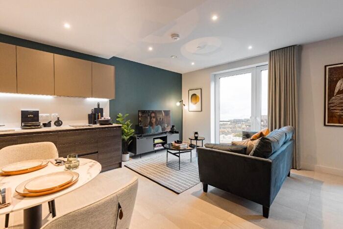 Studio To Rent In Mcewan Walk, Edinburgh, EH3