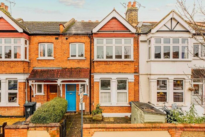 1 Bedroom Flat To Rent In Raymond Avenue, Ealing, London, W13