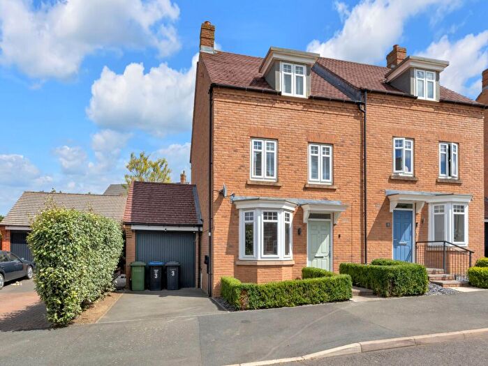 4 Bedroom Semi-Detached House For Sale In Polwell Road, Kibworth Harcourt, LE8
