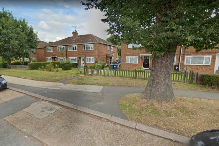 2 Bedroom Flat To Rent In Milespit Hill, London NW7