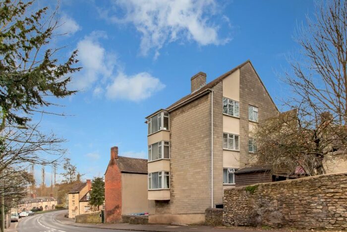 1 Bedroom Apartment To Rent In Brookside Court, Woodstock, OX20