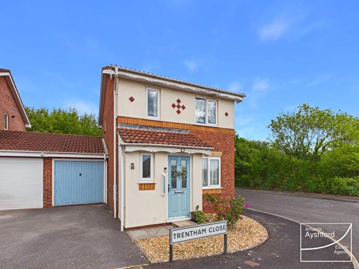 3 Bedroom Link Detached House For Sale In Trentham Close, Paignton, TQ3