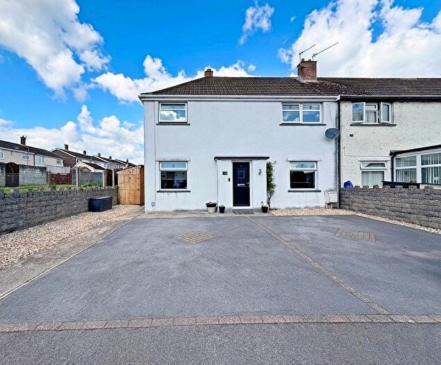 3 Bedroom Semi-detached House For Sale In Beech Road, Llanharry, Pontyclun, Rhondda Cynon Taff., CF72
