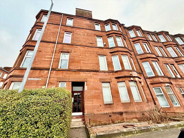 1 Bedroom Flat To Rent In Kings Park Road, Glasgow, G44