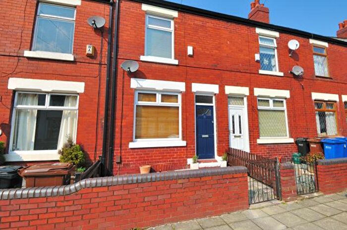 2 Bedroom Terraced House To Rent In Caistor Street, Portwood, Stockport, Cheshire, SK1
