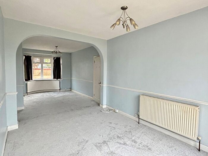 3 Bedroom End Of Terrace House To Rent In Westmount Road, London, SE9