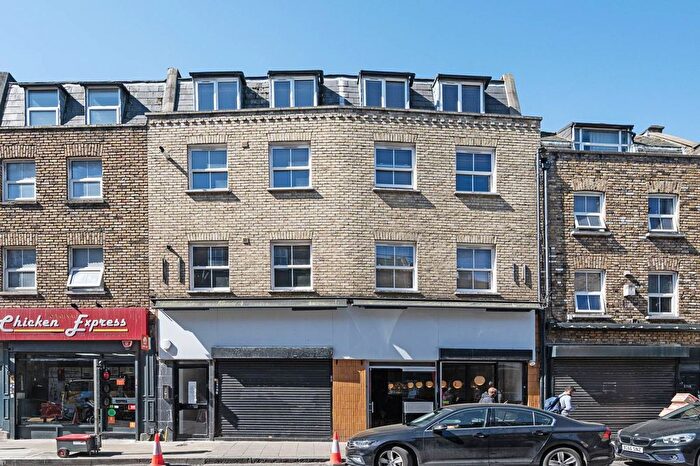 1 Bedroom Flat To Rent In Hoxton Street, Hoxton, London, N1