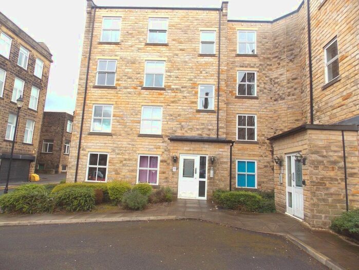 2 Bedroom Flat To Rent In Britannia Wharf, Bingley, West Yorkshire, BD16