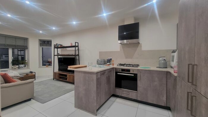 1 Bedroom Flat To Rent In Farnan Road, Streatham, SW16