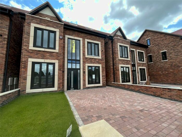 5 Bedroom Detached House To Rent In Coleshill Meadow, Birmingham, B36