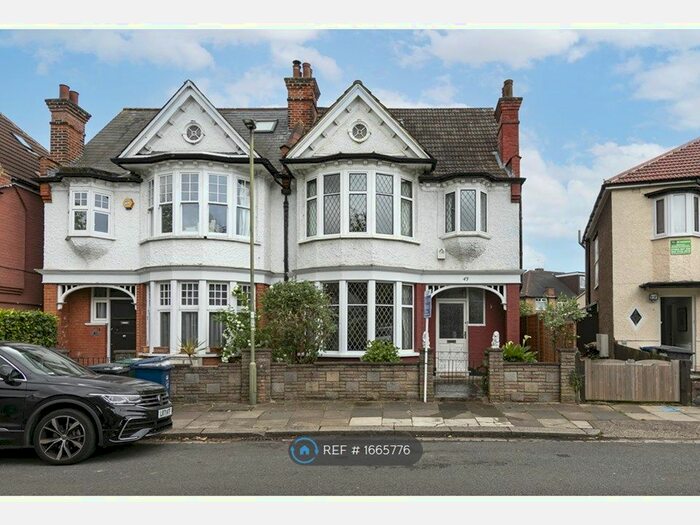 6 Bedroom Semi-Detached House To Rent In Eton Avenue, London, N12