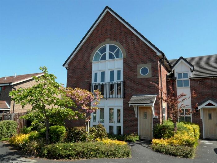 1 Bedroom Flat To Rent In Legh Court, Montmorency Road, Knutsford, WA16