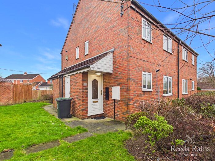 1 Bedroom Semi Detached House To Rent In Heatherburn Court, Newton Aycliffe, Durham, DL5