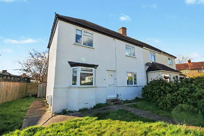 4 Bedroom Property To Rent In Worcester Road, Guildford, GU2