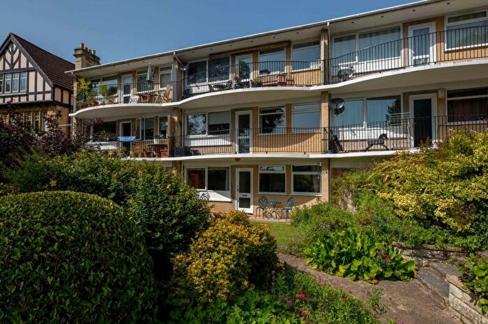 2 Bedroom Apartment To Rent In Lansdown Grove Court, BA1