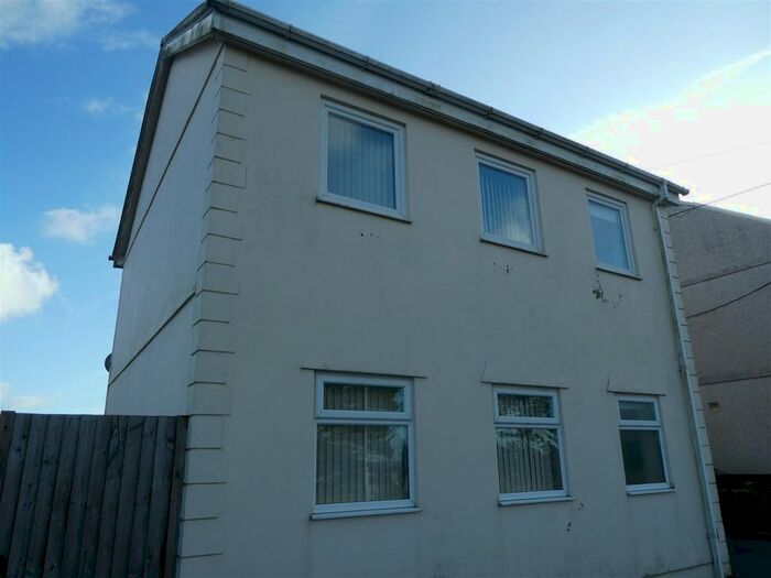 3 Bedroom Detached House To Rent In Mynydd Newydd Road, Penlan, Swansea, SA5