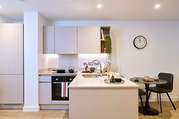 1 Bedroom Apartment To Rent In The Silver Yard, Birmingham Birmingham, B4
