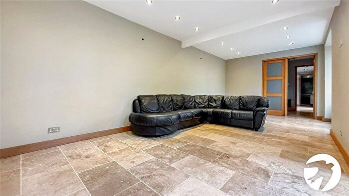 2 Bedroom Detached House To Rent In Church Path, Swanley, Kent, BR8