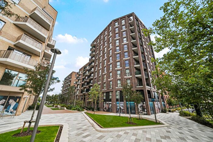 2 Bedroom Apartment For Sale In Carraway Street, Reading, RG1