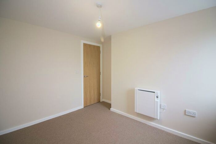 1 Bedroom Apartment To Rent In Chad House, Sunderland Road, Gateshead, NE8