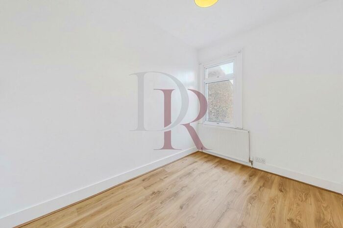 3 Bedroom House To Rent In Mafeking Road, West Ham, E16