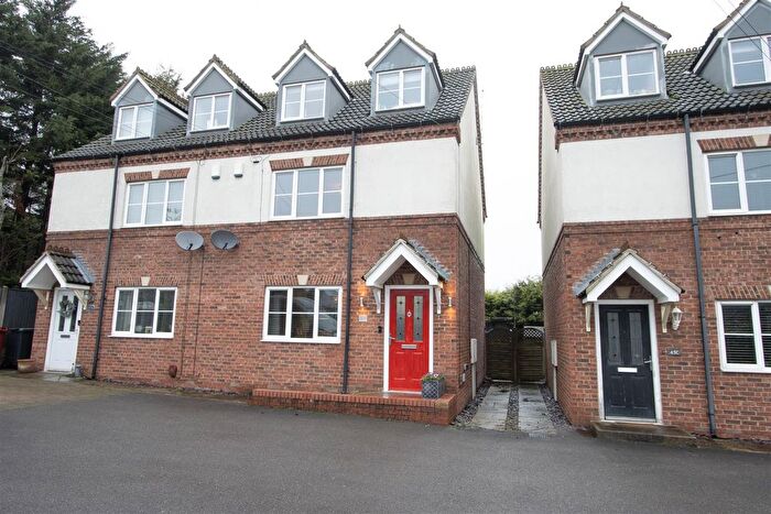 3 Bedroom Semi-Detached House For Sale In B, Creswell Road, Clowne, Derbyshire, S43